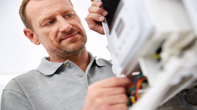 Serwis kotłów gazowych – co warto wiedzieć? Porada EXPERTA. Polecamy rozwiązanie Saunier Duval. 